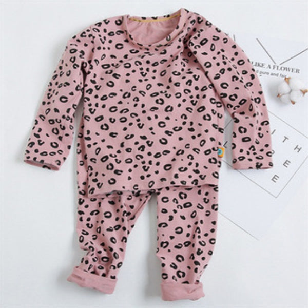 Children's pajamas set