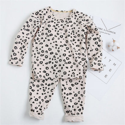 Children's pajamas set